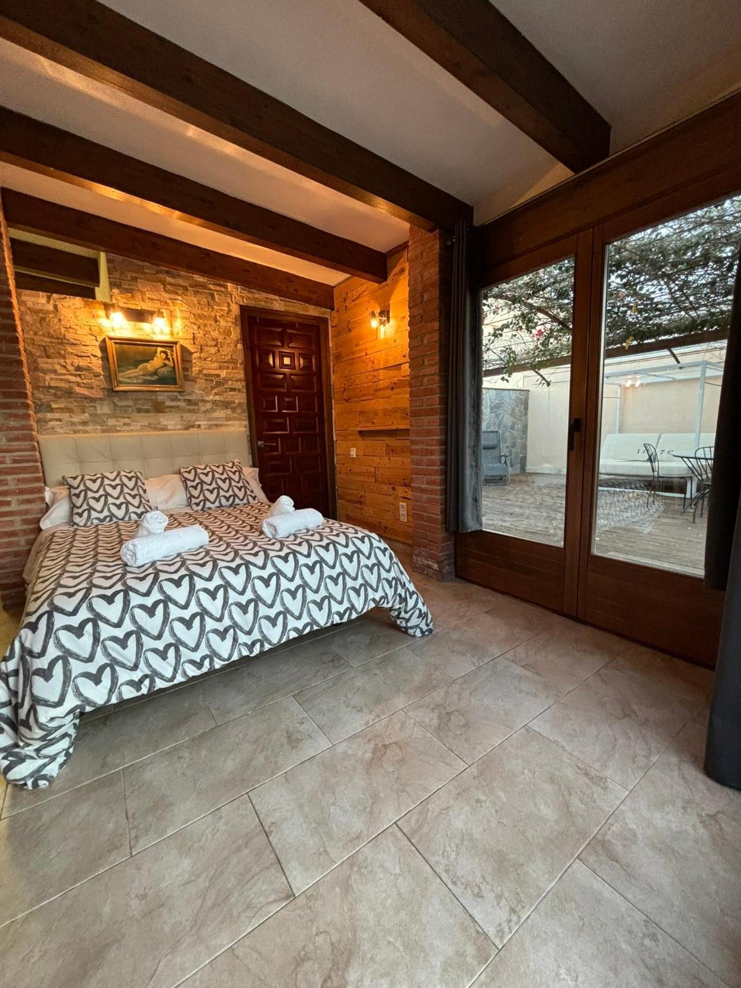 Villa Paquita Loft Делтебре Екстериор снимка
