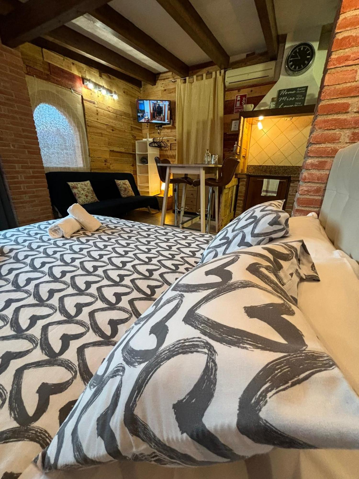 Villa Paquita Loft Делтебре Екстериор снимка
