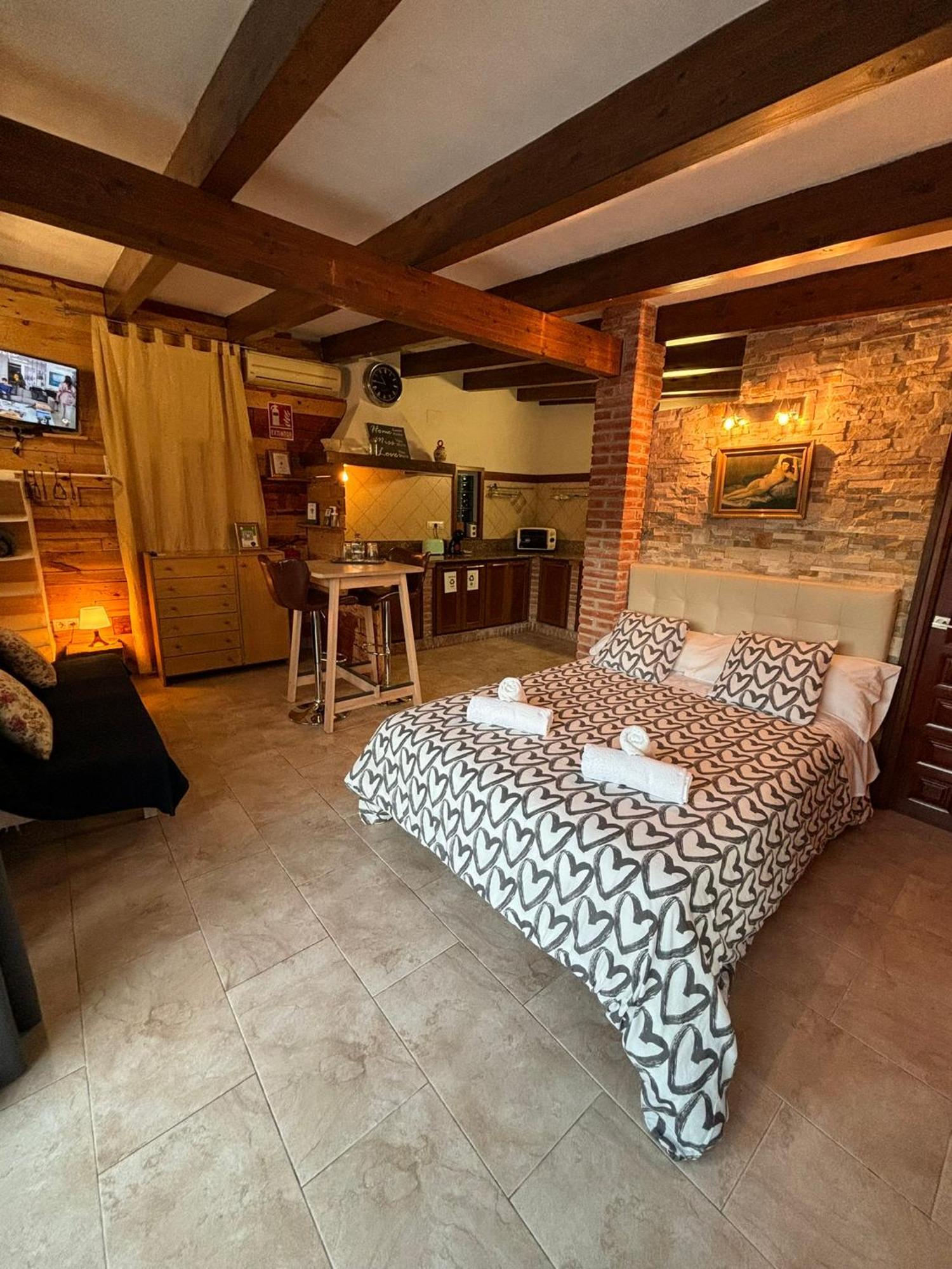 Villa Paquita Loft Делтебре Екстериор снимка