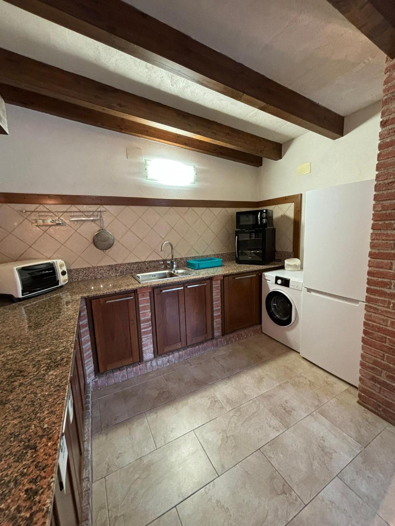 Villa Paquita Loft Делтебре Екстериор снимка